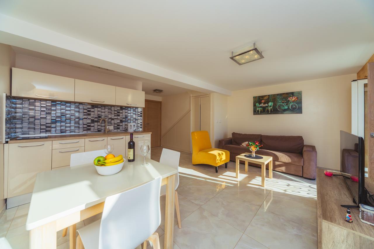Apartments Galija Petrovac Lux Екстериор снимка